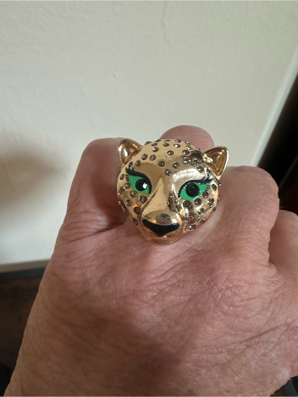 NWT Betsey Johnson Gold Leopard Face Ring with Green Eyes- Stretch Ring